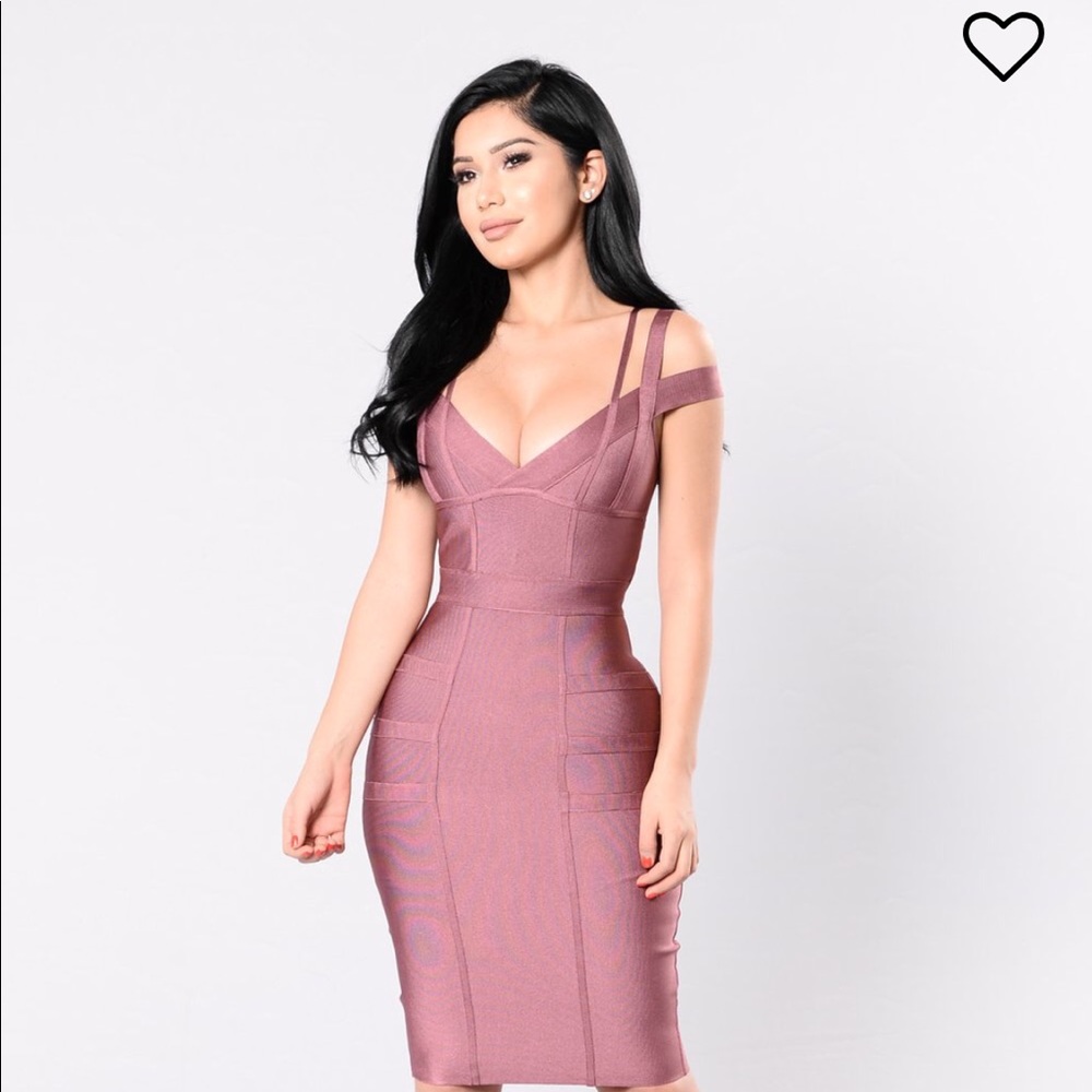 Perfect date night dress.